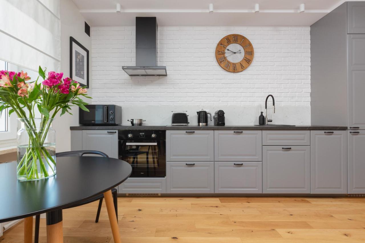 Apartment Bialobrzeska Warsaw Ochota By Renters Exterior photo