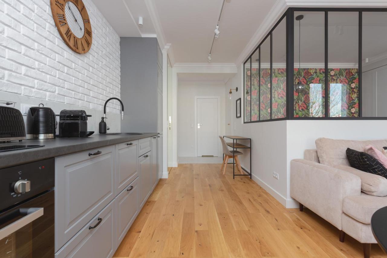 Apartment Bialobrzeska Warsaw Ochota By Renters Exterior photo